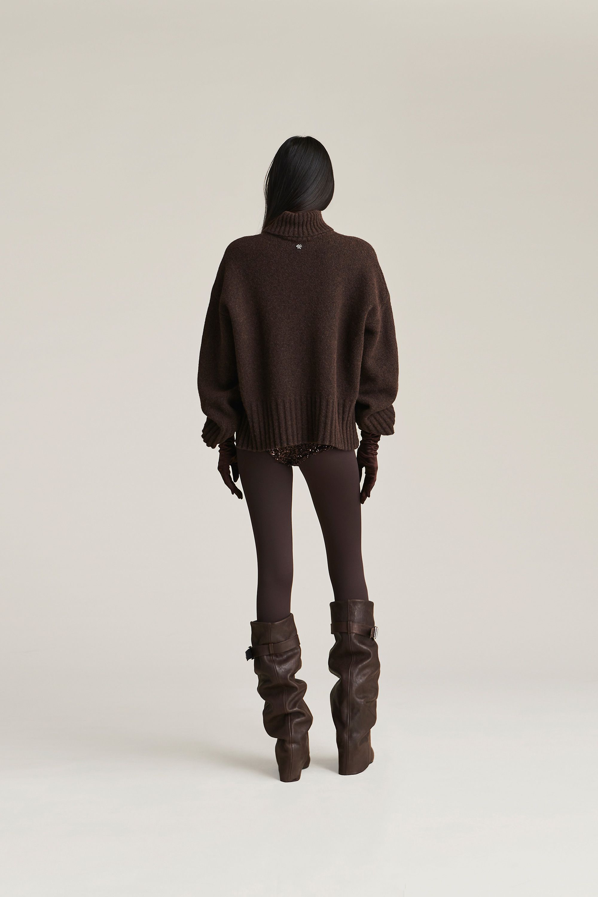 TURTLENECK CHRIS - Aniye By