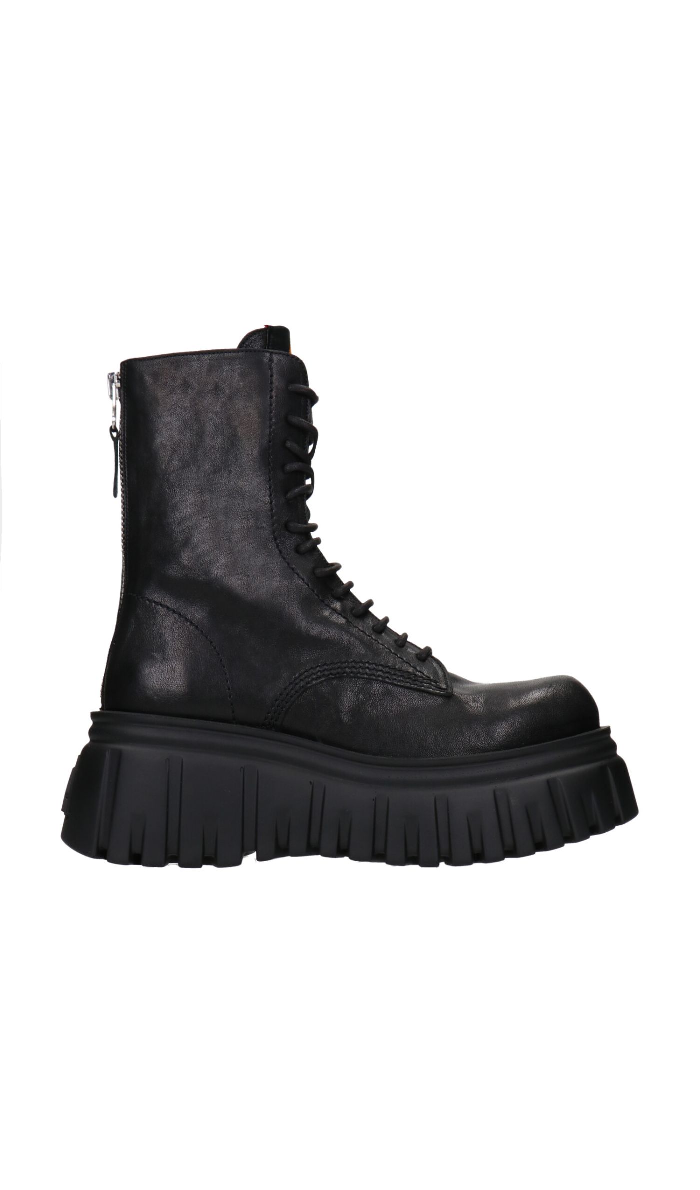 LONDON BOOTS