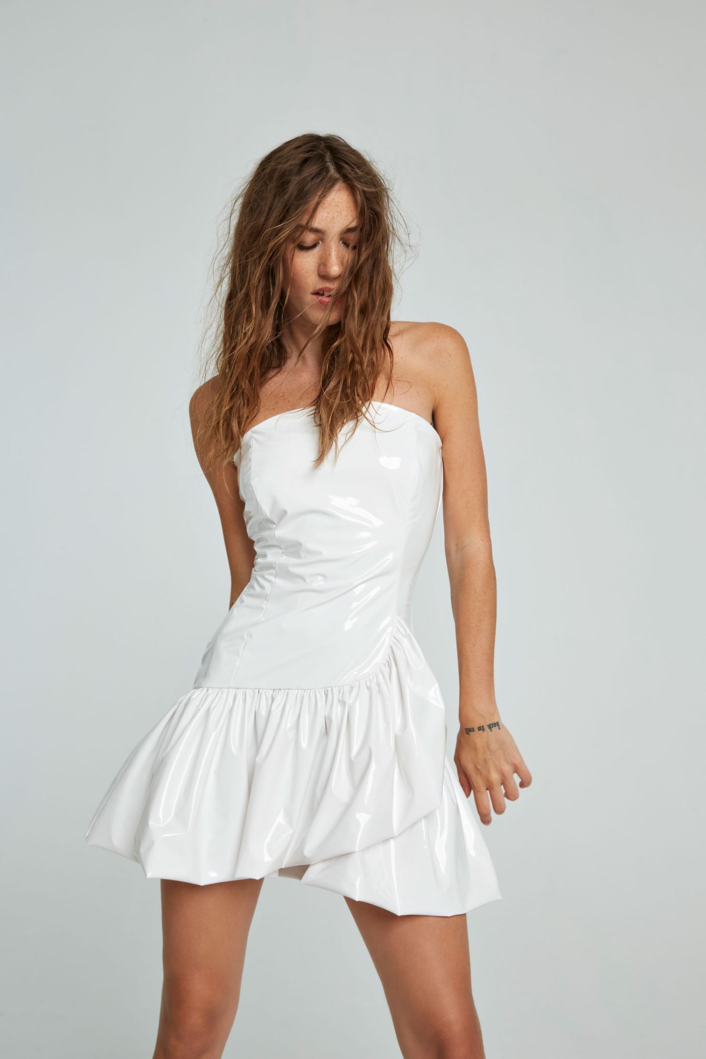 MINI DRESS VINIL